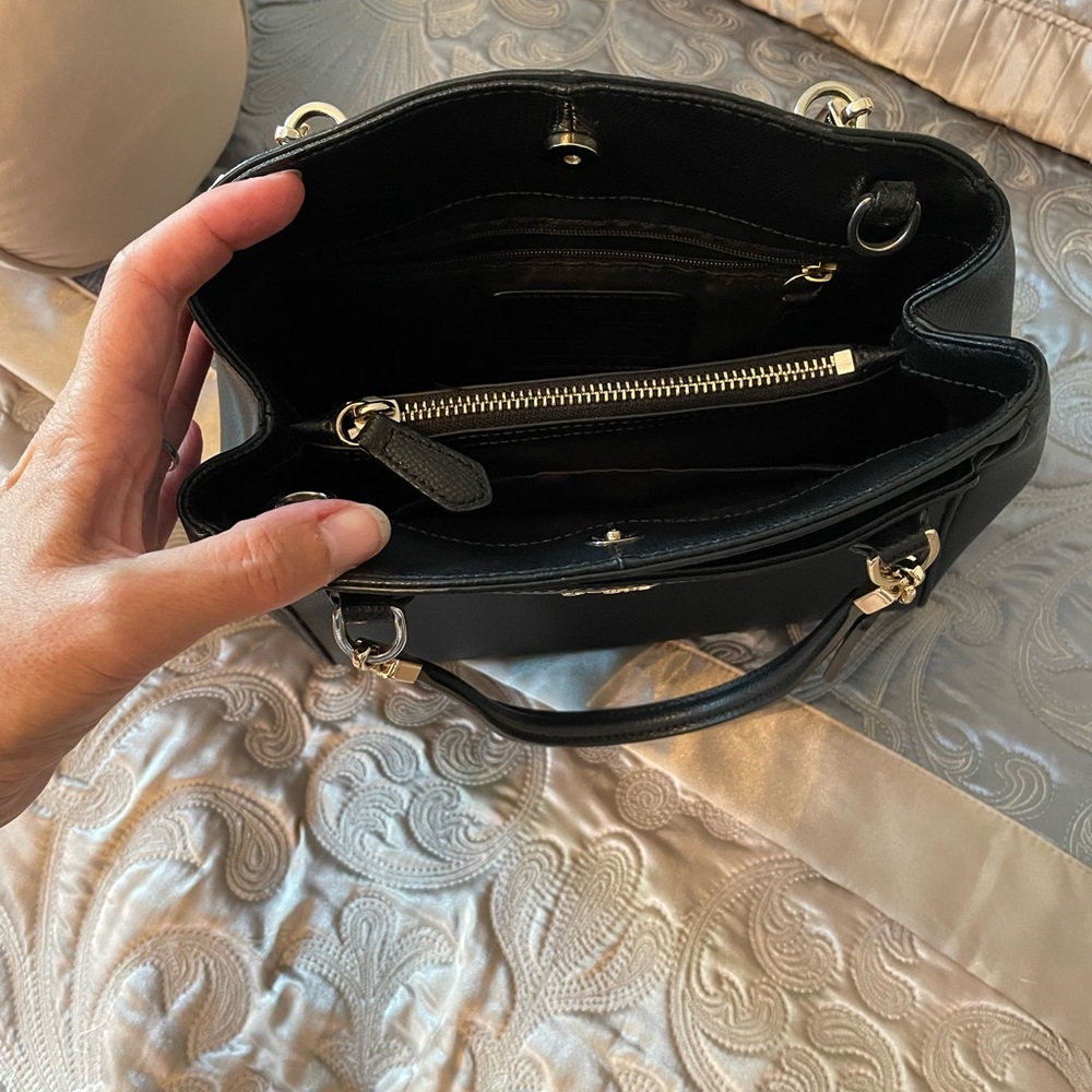 Handbag Coach … barely use like new … 11x9x5